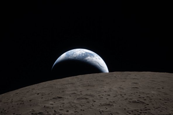Фото от экипажа миссии «Артемида-2». Источник: NASA