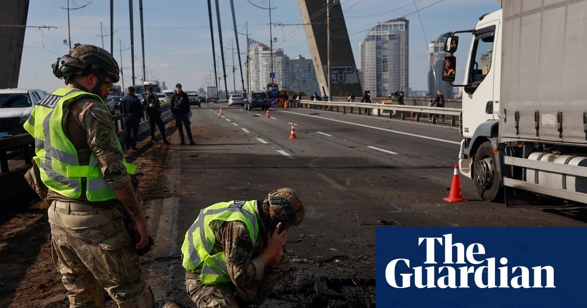 Russia Hits Kyiv Bridge as German Chancellor Merz Arrives in Show of Support